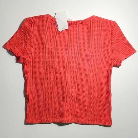 Women's Short Sleeve Waffle Button-Up - Picture 4 of 4